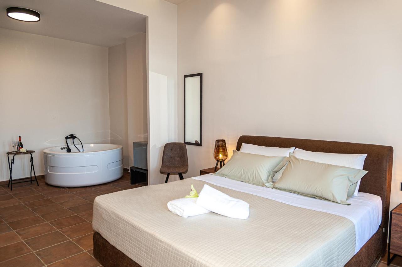 Endless Blue Suites Chania  Exterior foto